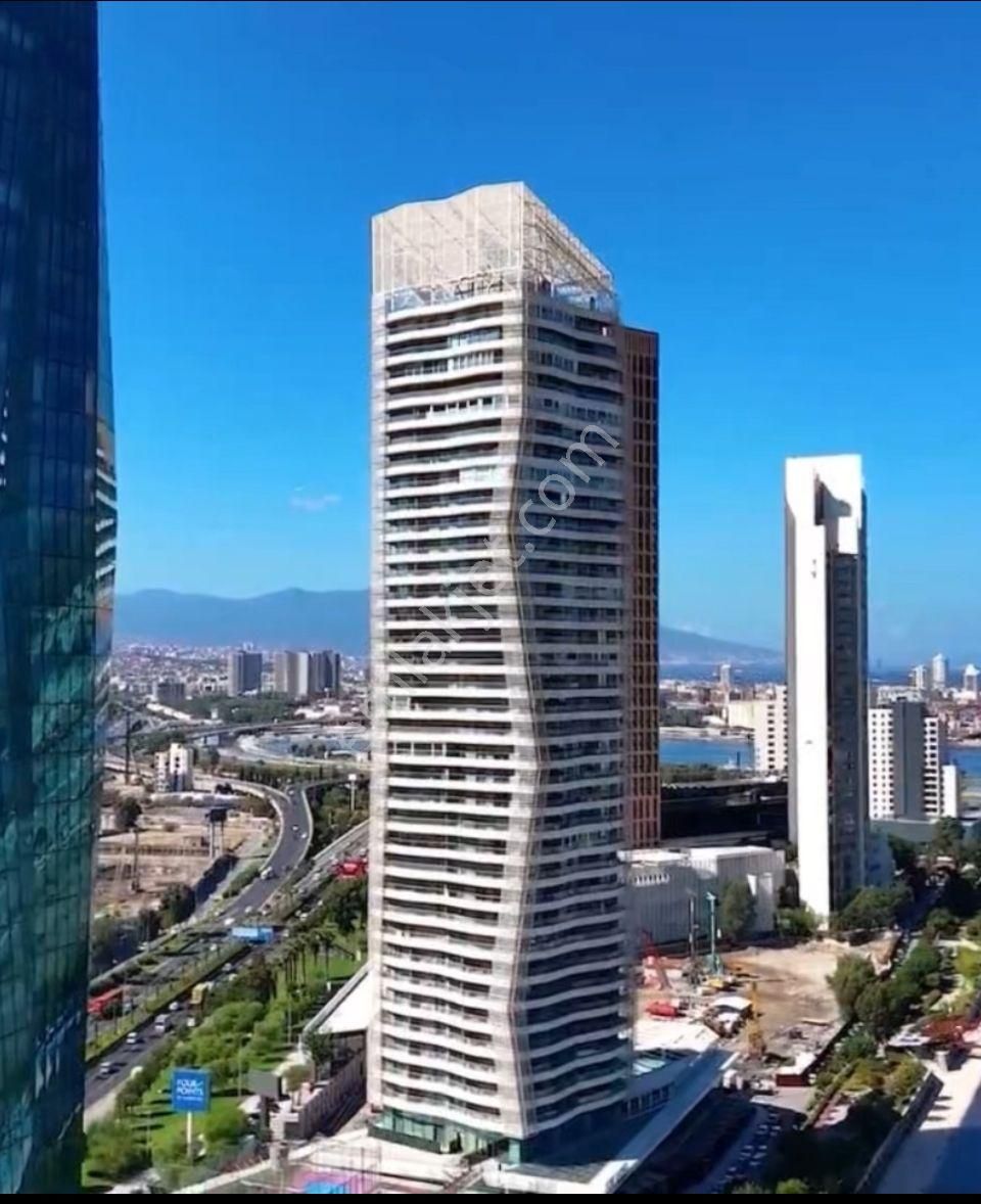 Konak Çınarlı Satılık Residence  Mistral Residence Satılık Körfez ve Deniz Manzaralı 1+1 Daire