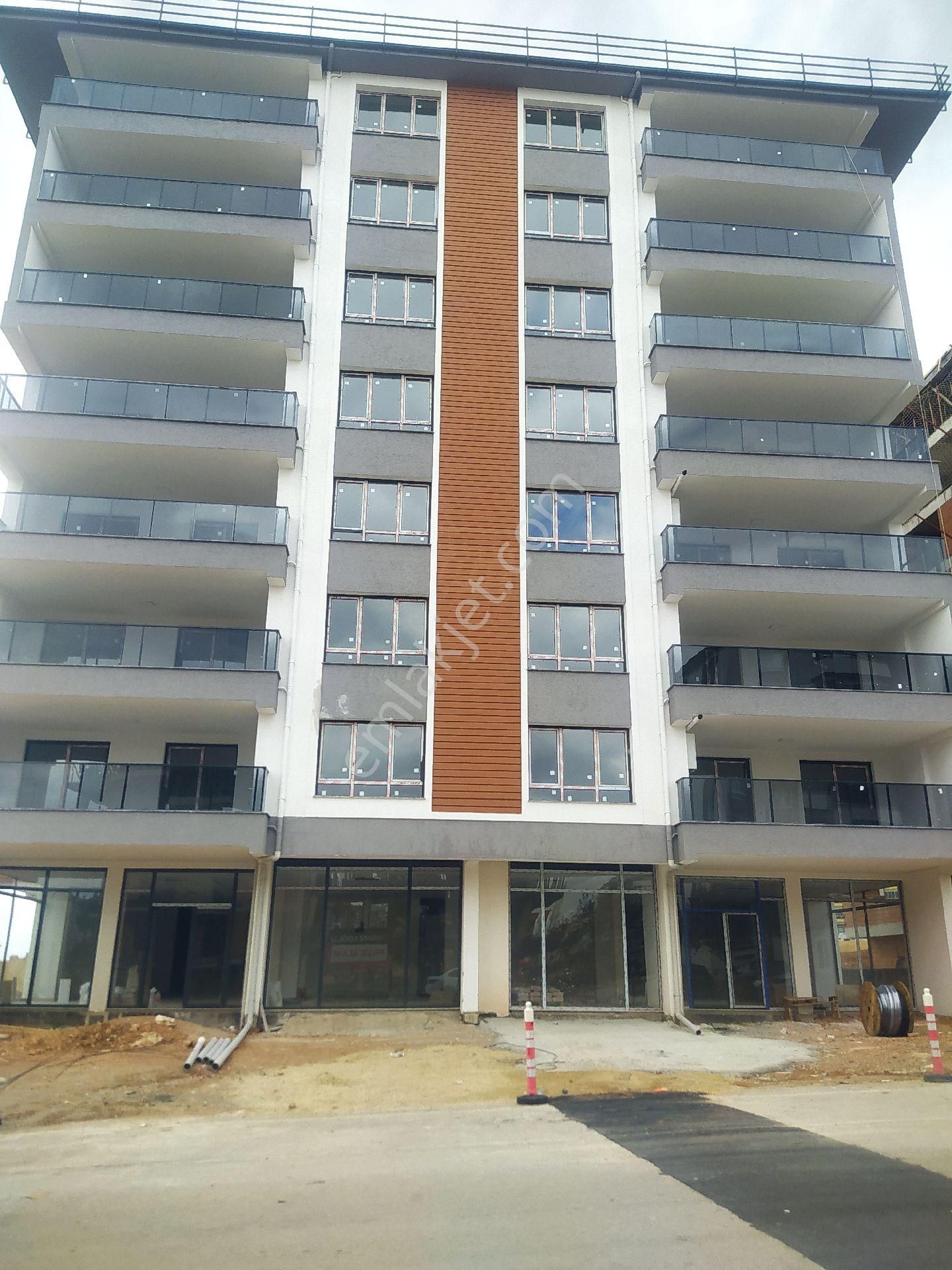 Uşak Merkez Kemalöz Satılık Daire Satilik 3 + 1 175 M2 Ultra Deluxe Daire