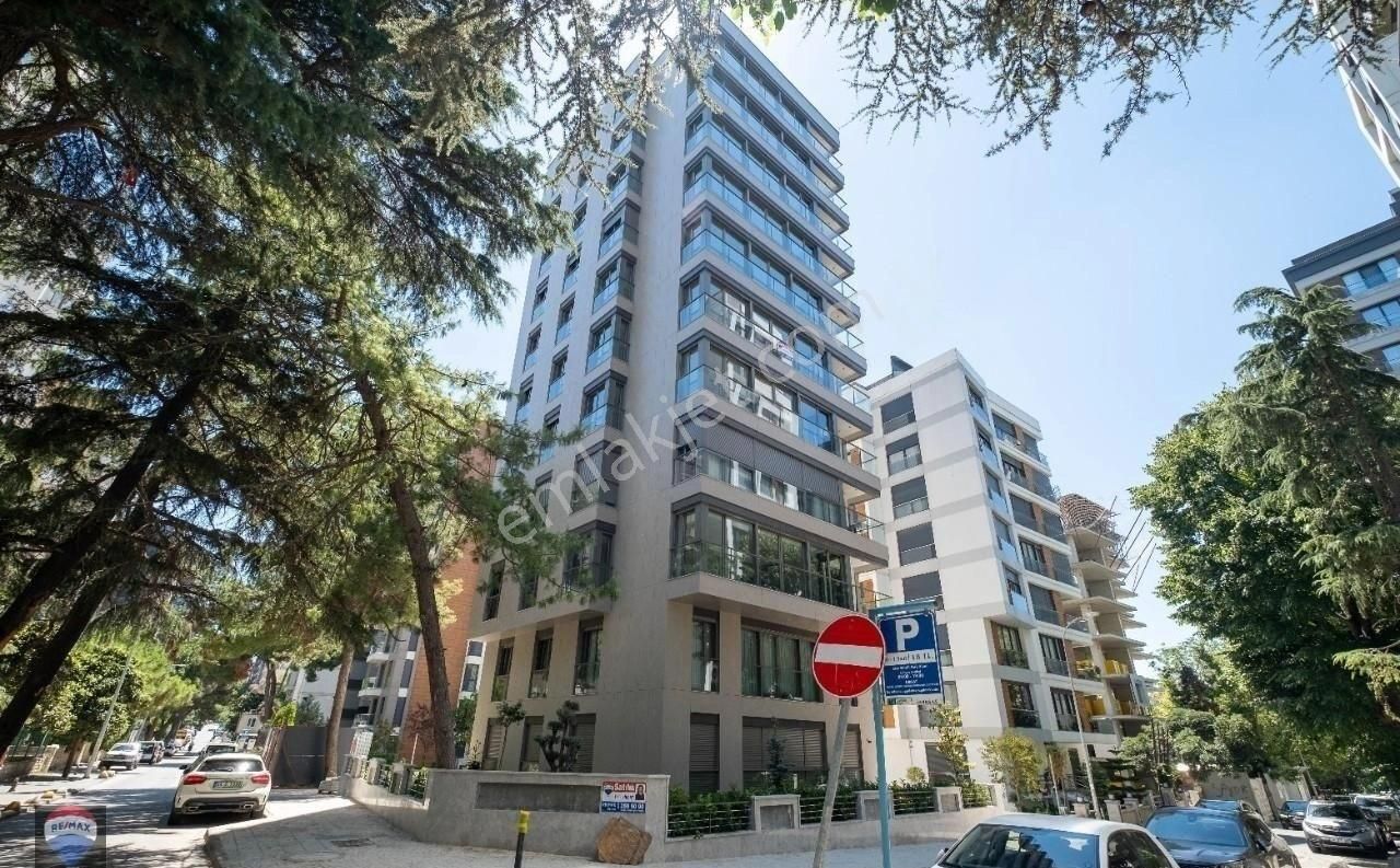 Kadıköy Caddebostan Satılık Daire ŞAŞKIN BAKKAL SAHİLDE KATTA TEK SIFIR 117 m2 NET SATILIK DAİRE!!