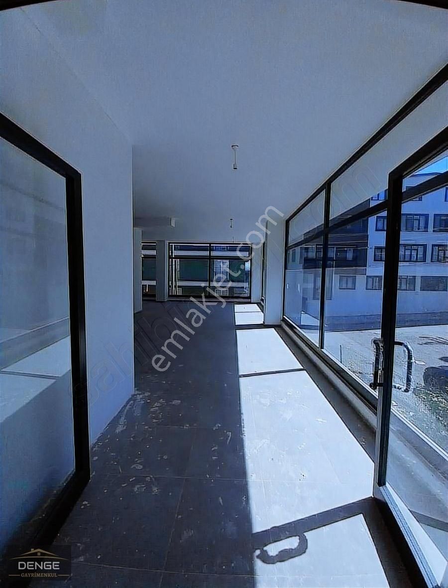 Darıca Bağlarbaşı Kiralık Dükkan & Mağaza Darıca Bağlarbaşı Mahallesi'nde 250 M² Kiralık Dükkan