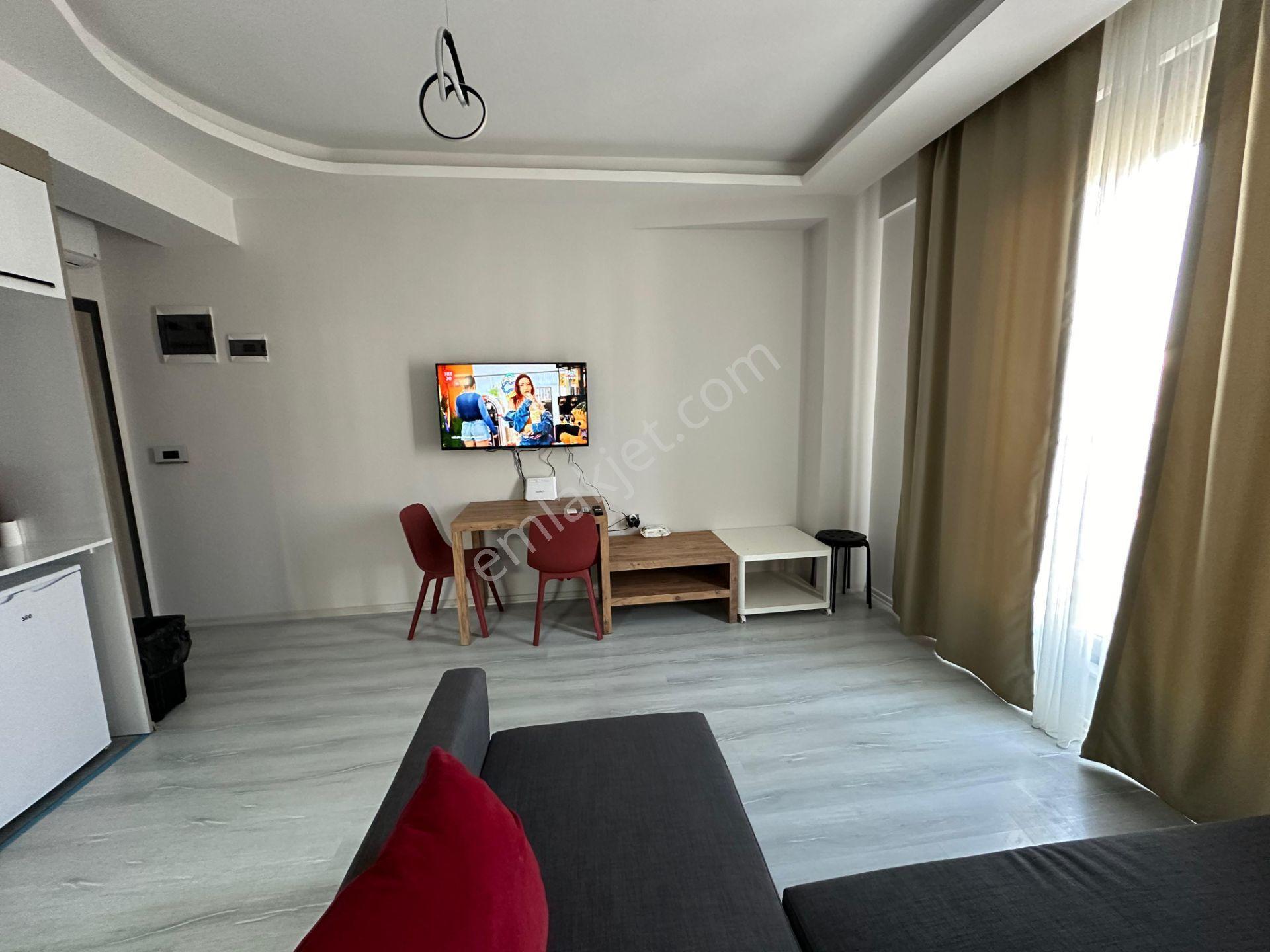 1+1 Geniş Lüks Daire, Kültürde, Denize Kolay Ulaşım - Görsel 15