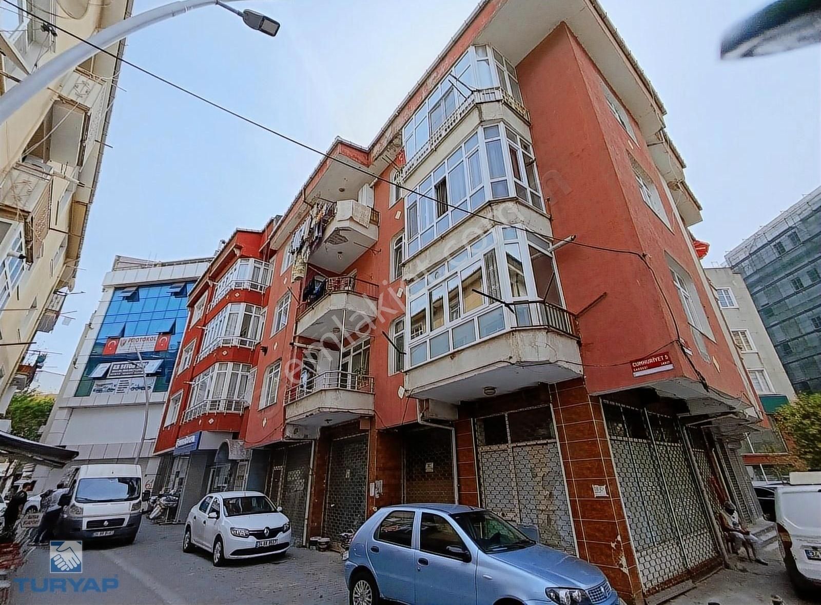 Büyükçekmece Dizdariye Satılık Daire BÜYÜKÇEKMECE DİZDARİYE MAH.ÇARŞI, MERKEZDE 2+1 SATILIK DAİRE