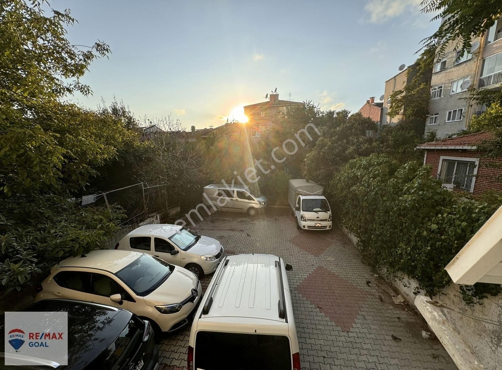 Üsküdar Murat Reis Satılık Daire BAĞLARBAŞI METROYA YAKIN 3+1 SATILIK DAİRE