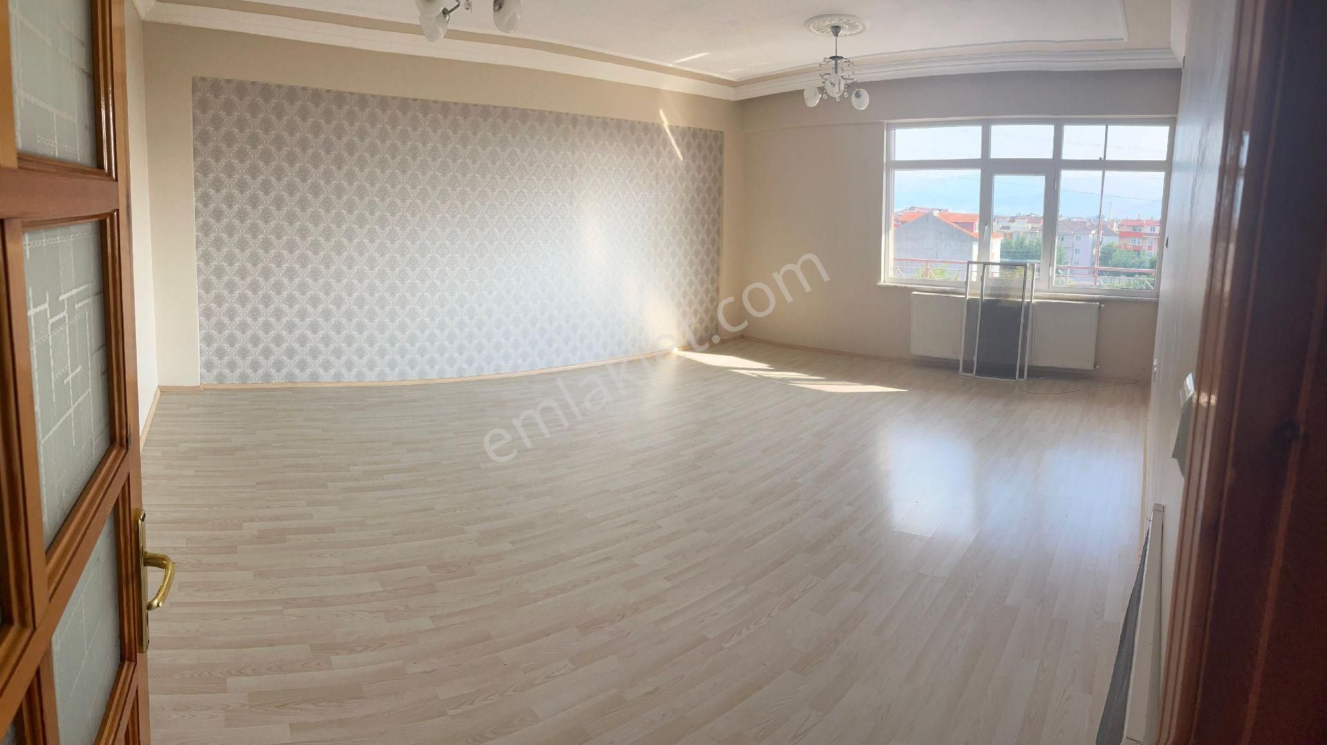 Derince Fatih Sultan Kiralık Daire sahibinden kiralik aile apartmanında daire