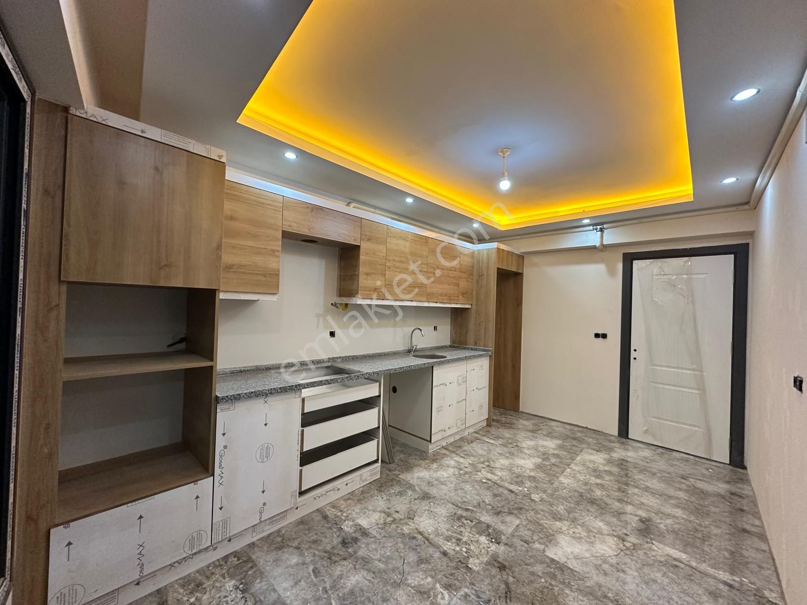 Alaşehir Hacıbey Satılık Daire  🏠 LİDYA GAYRİMENKUL' DEN ALAŞEHİR HACIBEY MAH. DE 2+1 KAPALI MUTFAK SATILIK LÜX DAİRE 🏠