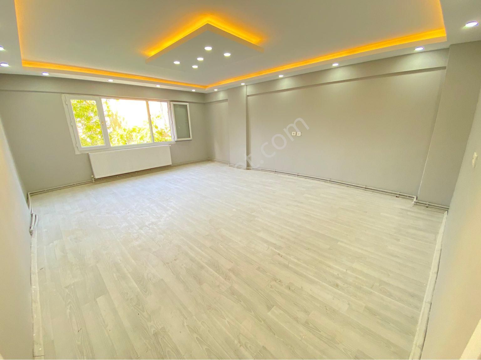 Karabağlar Doğanay Satılık Daire BOZYAKA HASTANE YAKINI 3+1 ARAKAT 120m2 ÇİFT CEPHE ÇİFT BALKON FULL BAKIMLI ASANSÖRLÜ