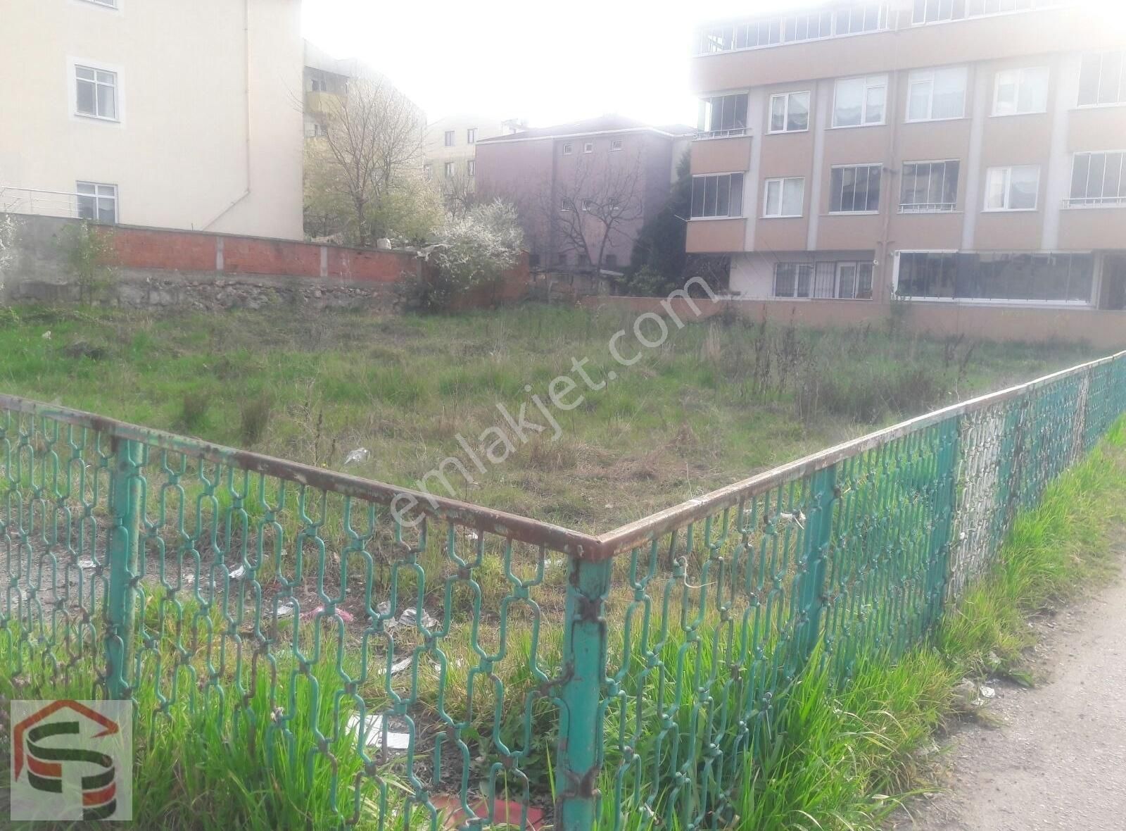 Sezer Emlak Halit Kacırdan 600 M2 Kiralık Arsa