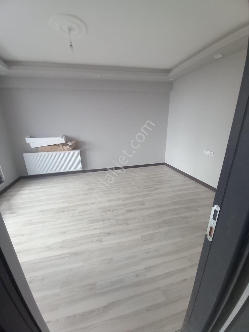 Kapaklı Cumhuriyet Kiralık Daire Tekirdağ Kapaklı'da Nezih Konumda 2+1 Sıfır Daire