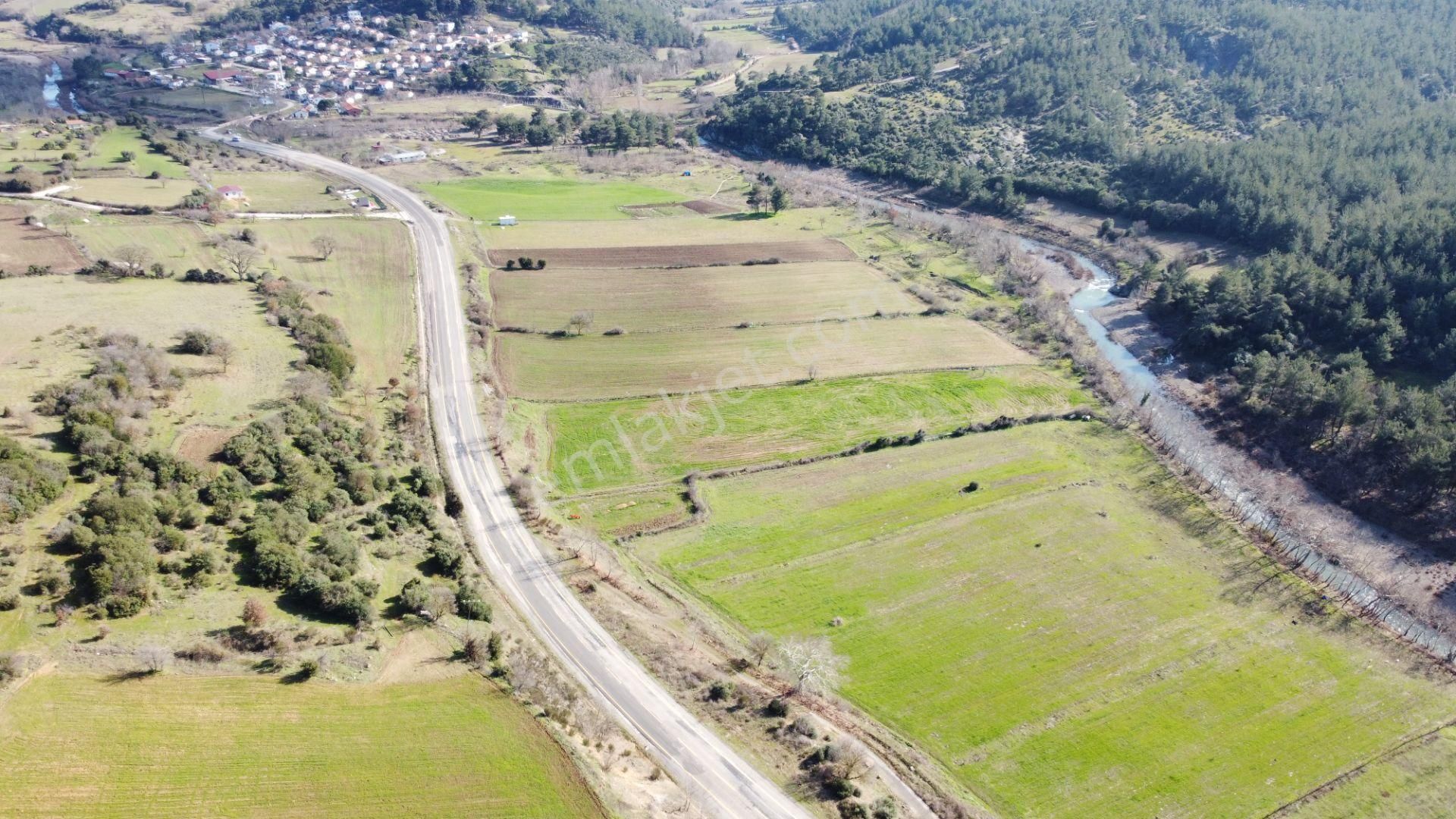 Çan Karayoluna Bir Parsel Resmi Yolu Suyu Olan Satılık Tarla - Görsel 22