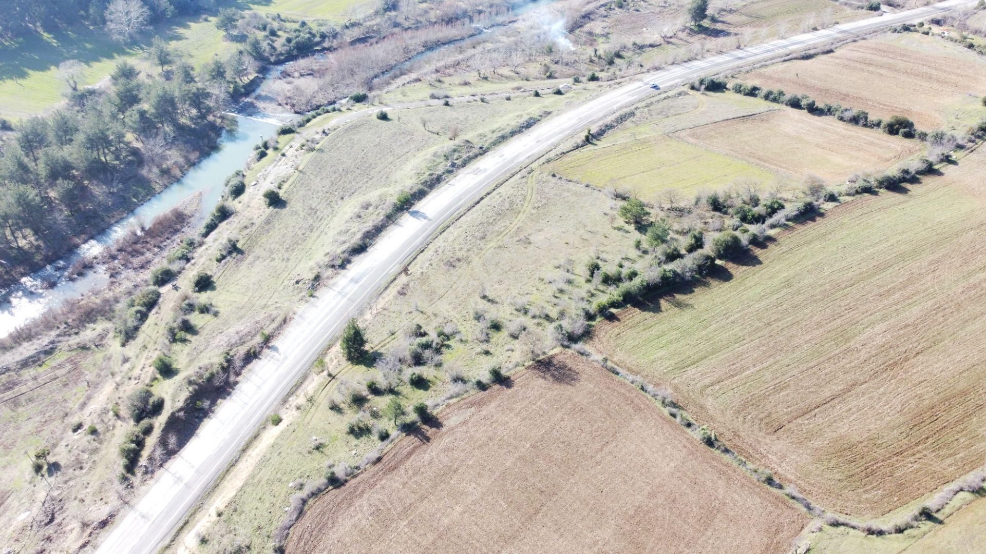 Çan Karayoluna Bir Parsel Resmi Yolu Suyu Olan Satılık Tarla - Görsel 19