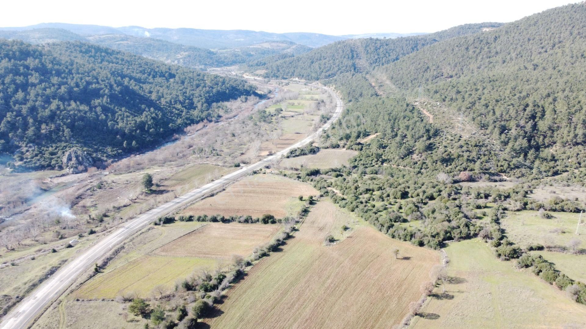 Çan Karayoluna Bir Parsel Resmi Yolu Suyu Olan Satılık Tarla - Görsel 16
