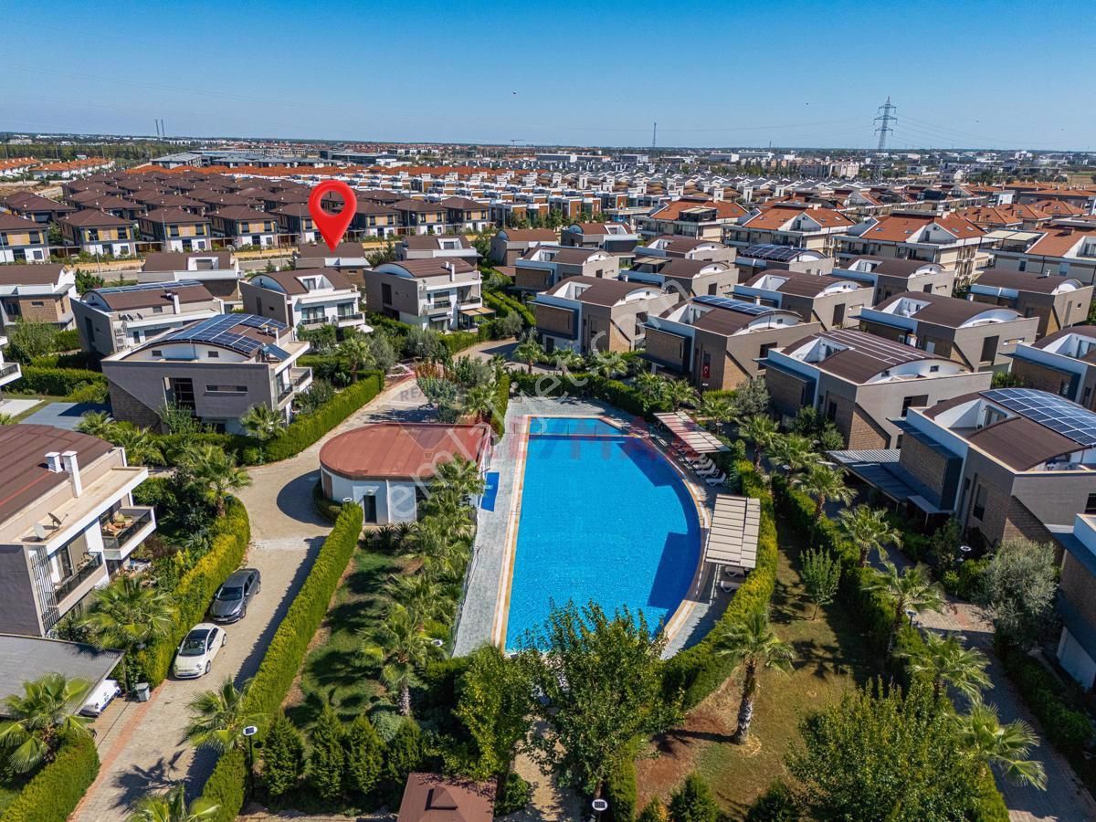 Döşemealtı Altınkale Satılık Villa ÖZKAN KONAKLARINDA 6+1 SATILIK TRİPLEKS VİLLA