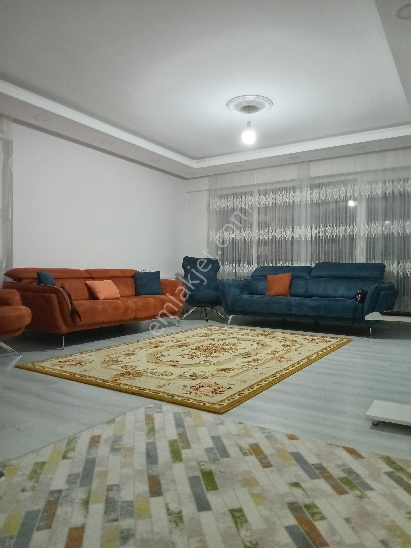 Isparta Merkez Gülistan Satılık Daire  Isparta Merkez Gülistan Mah. Site içerisinde Satılık 3+1