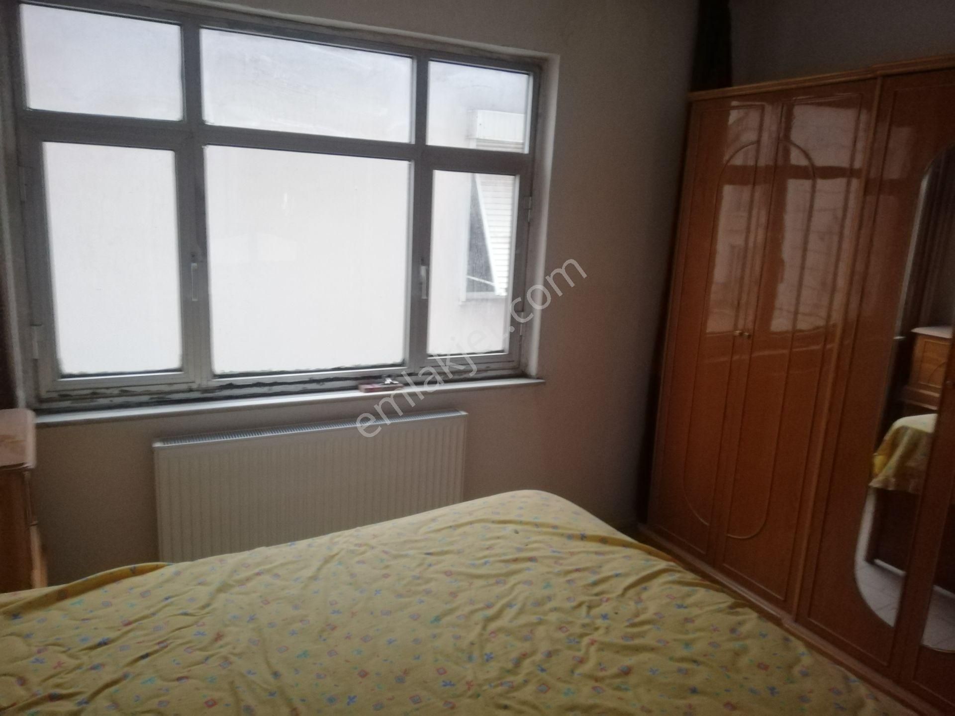 Şarköy İstiklal Kiralık Daire Şarköy İstiklal Mah.denize 60 M De 3+1 Kiralık Doğalgaz Kombili