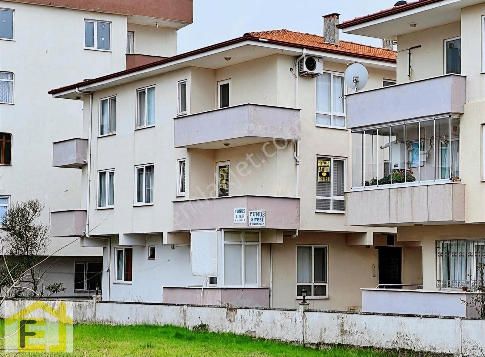 Karasu Yalı Satılık Daire Karasu Sahil Merkezde*denize 50m Mesafede*kusursuz 2+1 Daire