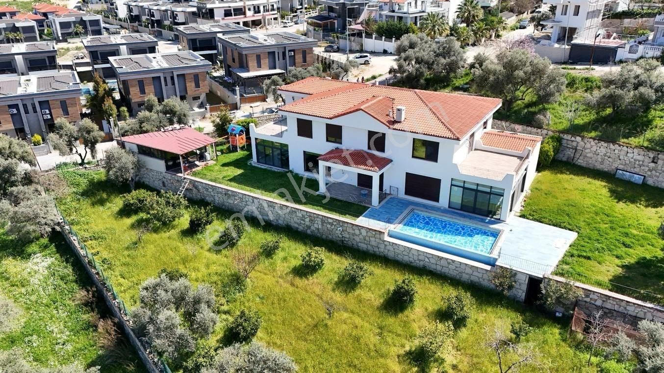 Kuşadası Soğucakta Satılık Deniz Manzaralı Malikane - Görsel 5