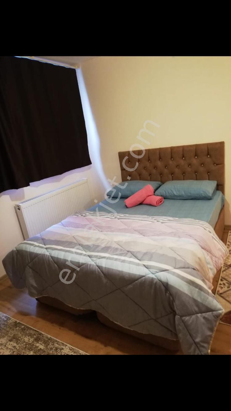 Karşıyaka 1+1 Ve 2+1 Günlük Kiralık Daireler - Görsel 3