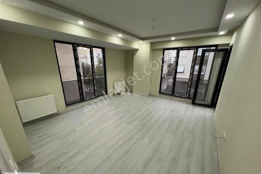 Kartal Orhantepe Satılık Daire  BAKİ EMLAKTAN KARTAL ORHANTEPEDE 2+1 YENI DAİRE