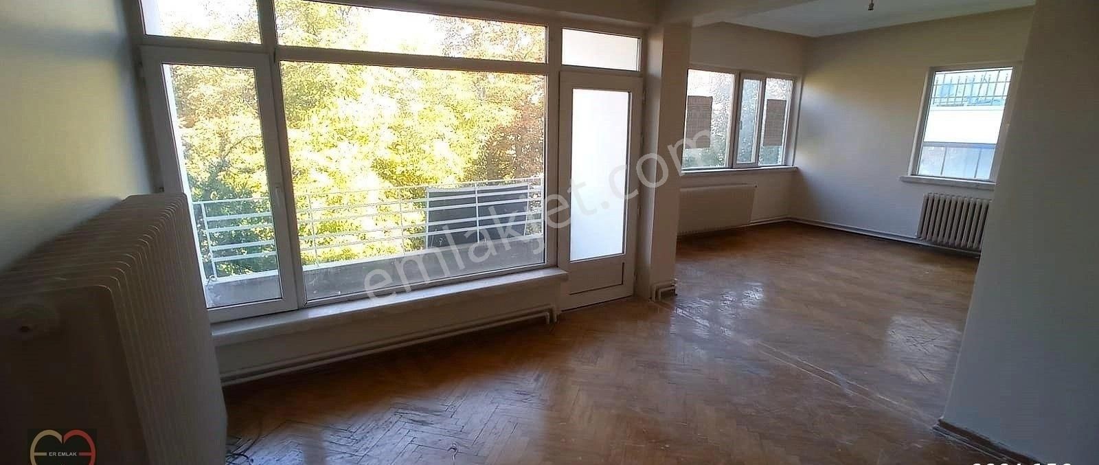 Çankaya Emek Kiralık Daire BAHÇELİEVLER'DE 3+1+YEMEK ODASI 150 m2  TAM KAT DAİRE