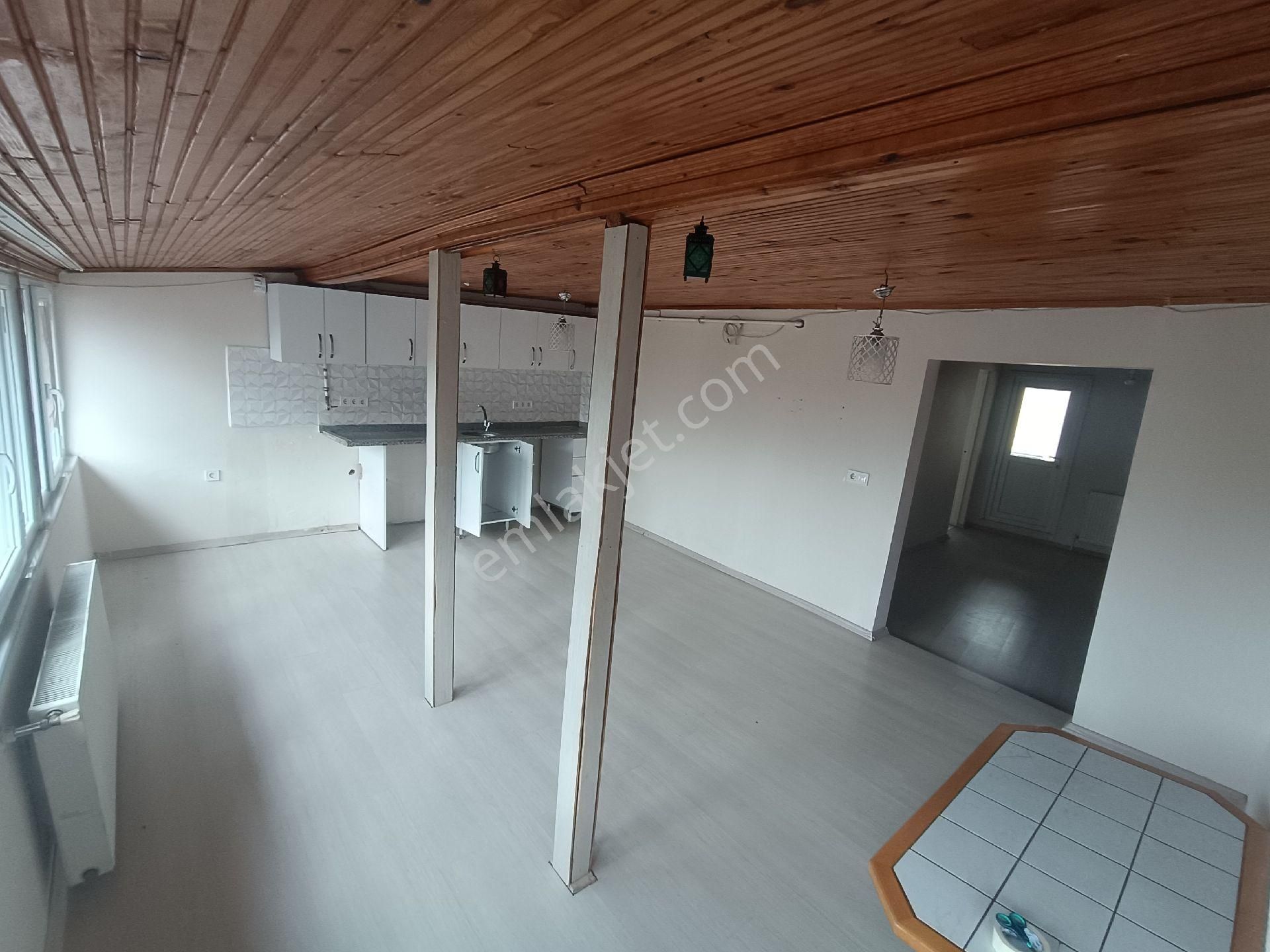 Bağcılar Yıldıztepe Kiralık Daire 2+1 KİRALIK ÇATIKATI 