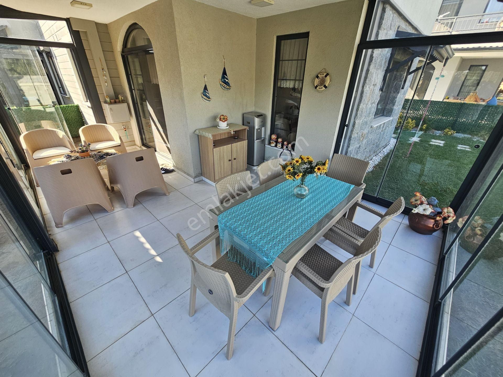 Eu Gayrimenkulden Balıkesir Edremit Gürede Denize Yakın Teraslı Deniz Ve Dağ Manzaralı 3+1 Villa - Görsel 18