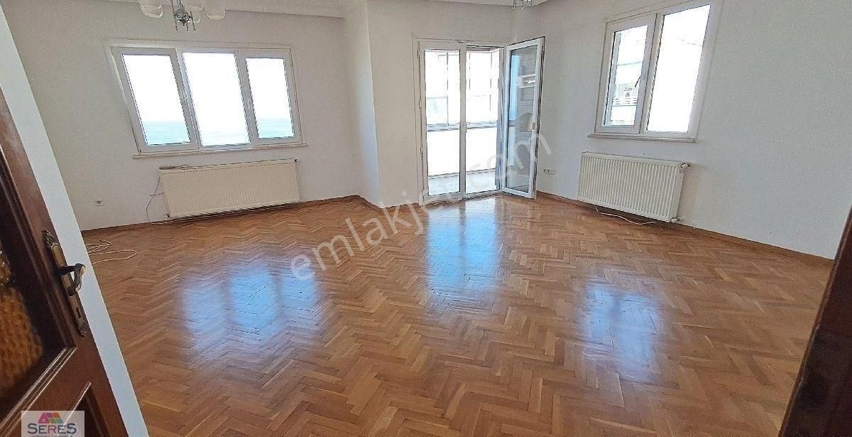 Şile Çavuş Kiralık Daire 3+1 Plaj manzaralı arakat