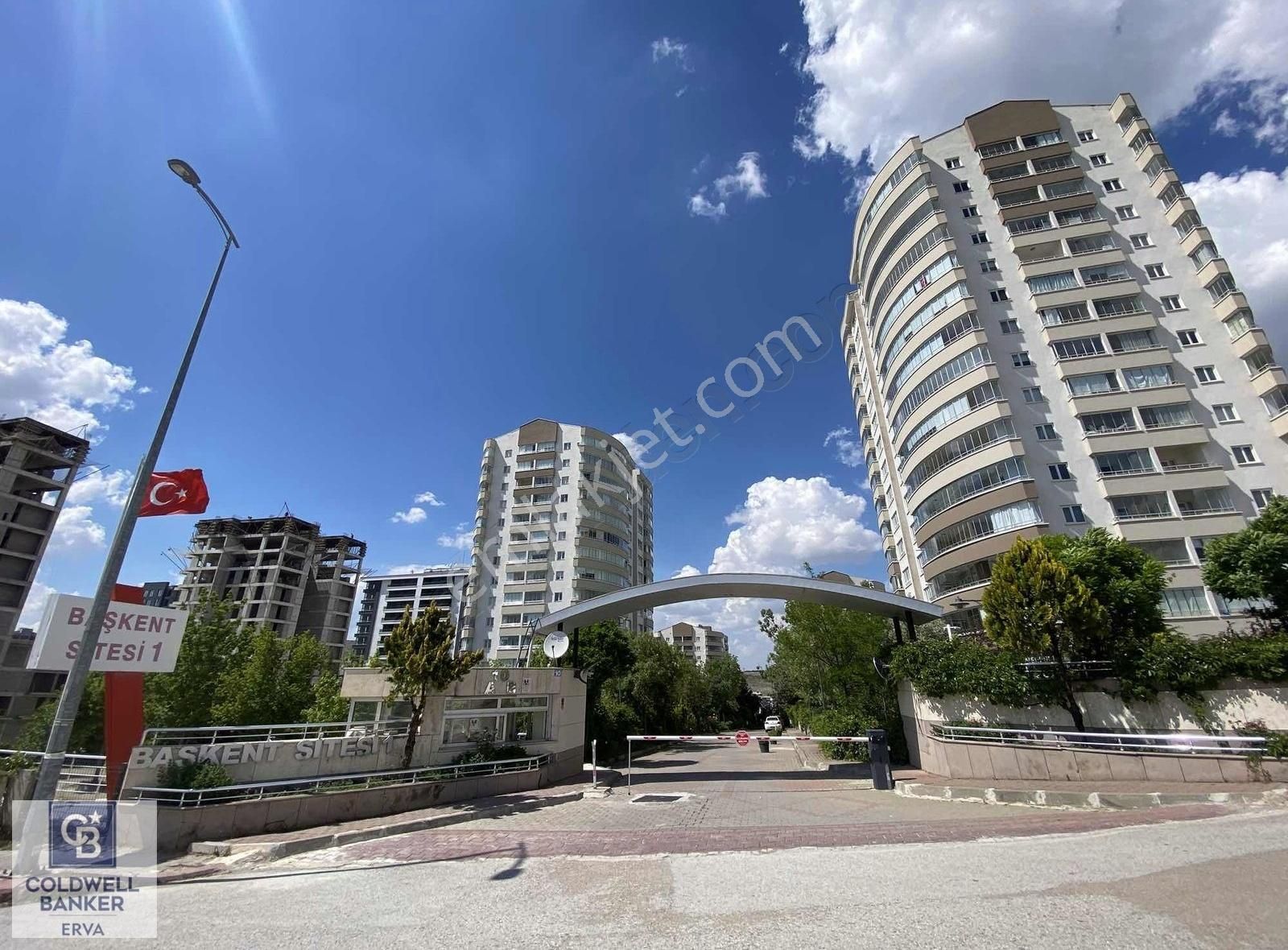 Çankaya Yaşamkent Satılık Daire BAŞKENT 1 SİTESİNDE DOĞU CEPHE BOŞ YÜKSEK GİRİŞ SATILIK DAİRE