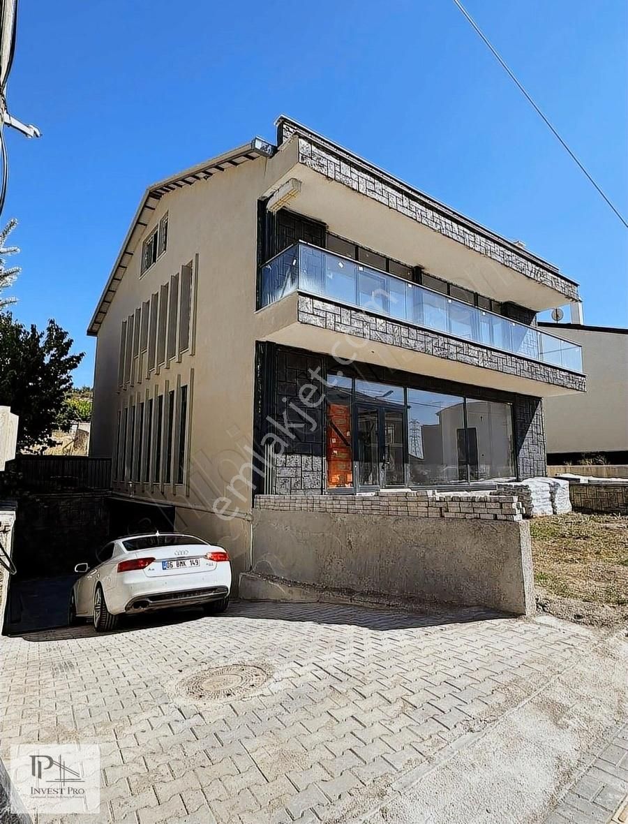 Çankaya Yaşamkent Kiralık Bina İNVESTPRO'DAN 4 KATLI MUHTEŞEM CEPHELİ KİRALIK BİNA