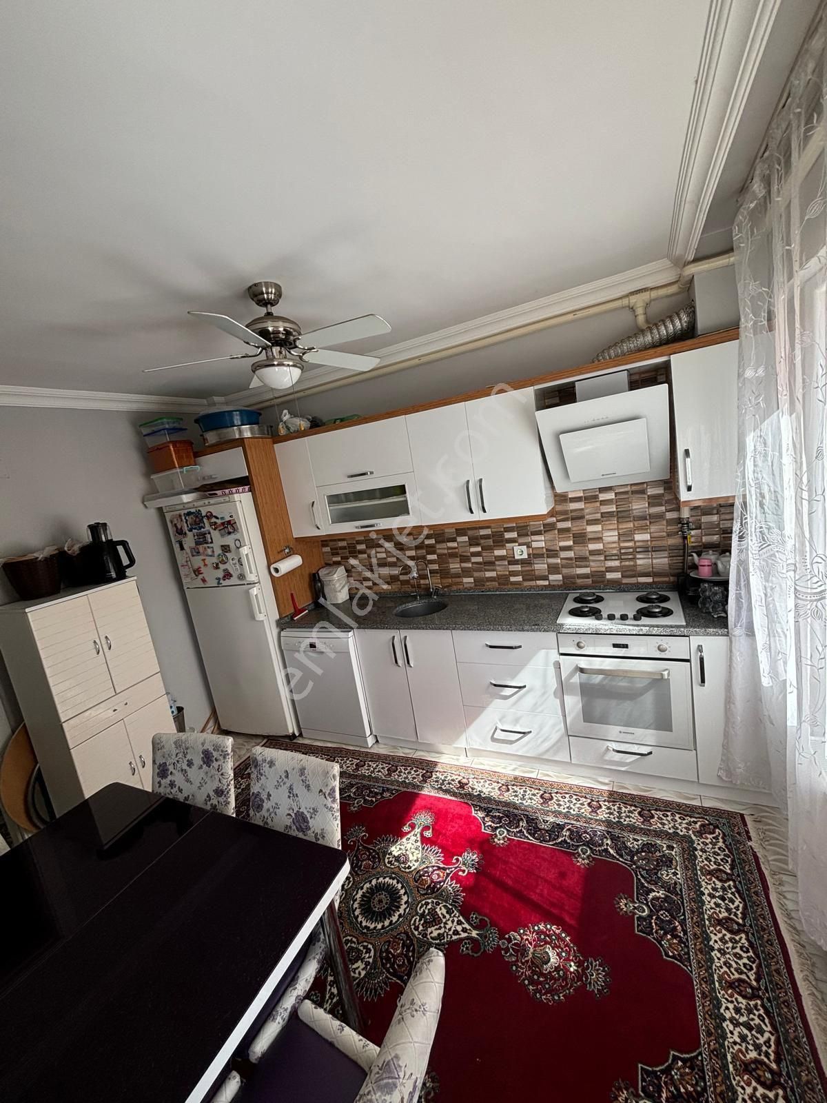 Turgutlu Albayrak Satılık Daire EYMEN EMLAKTAN CADDE ÜZERİ SATILIK 3+1 DOĞALGAZLI DAİRE 🏡 