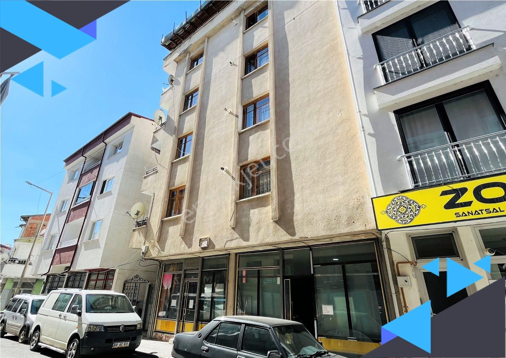 Bayburt Merkez Velişaban Satılık Daire  ŞEHRİN MERKEZİNDE 3+1 ARA KAT SATILIK DAİRE