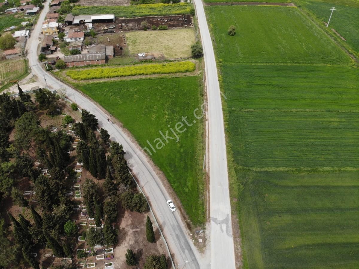 Biga Hacı Hüseyinyaylası Köyü Satılık Tarla  ANAKKALE BİGA HACI HÜSEYİN YAYLASI 1.800 M2 SATILIK TARLA