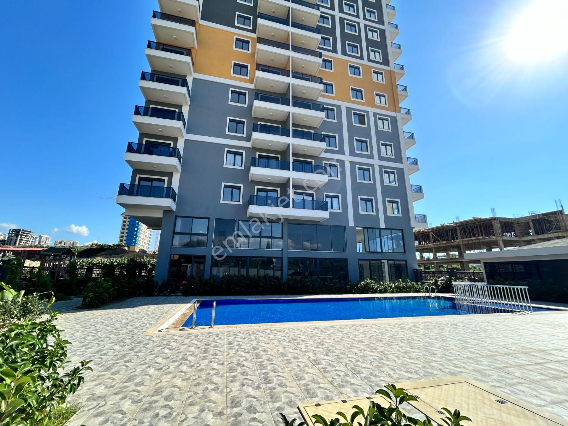 Alanya Mahmutlar Kiralık Daire  ALANYA MAHMUTLARDA KİRALIK 1+1 FUL AKTİVİTELİ SİTE İÇİ BOŞ DAİRE