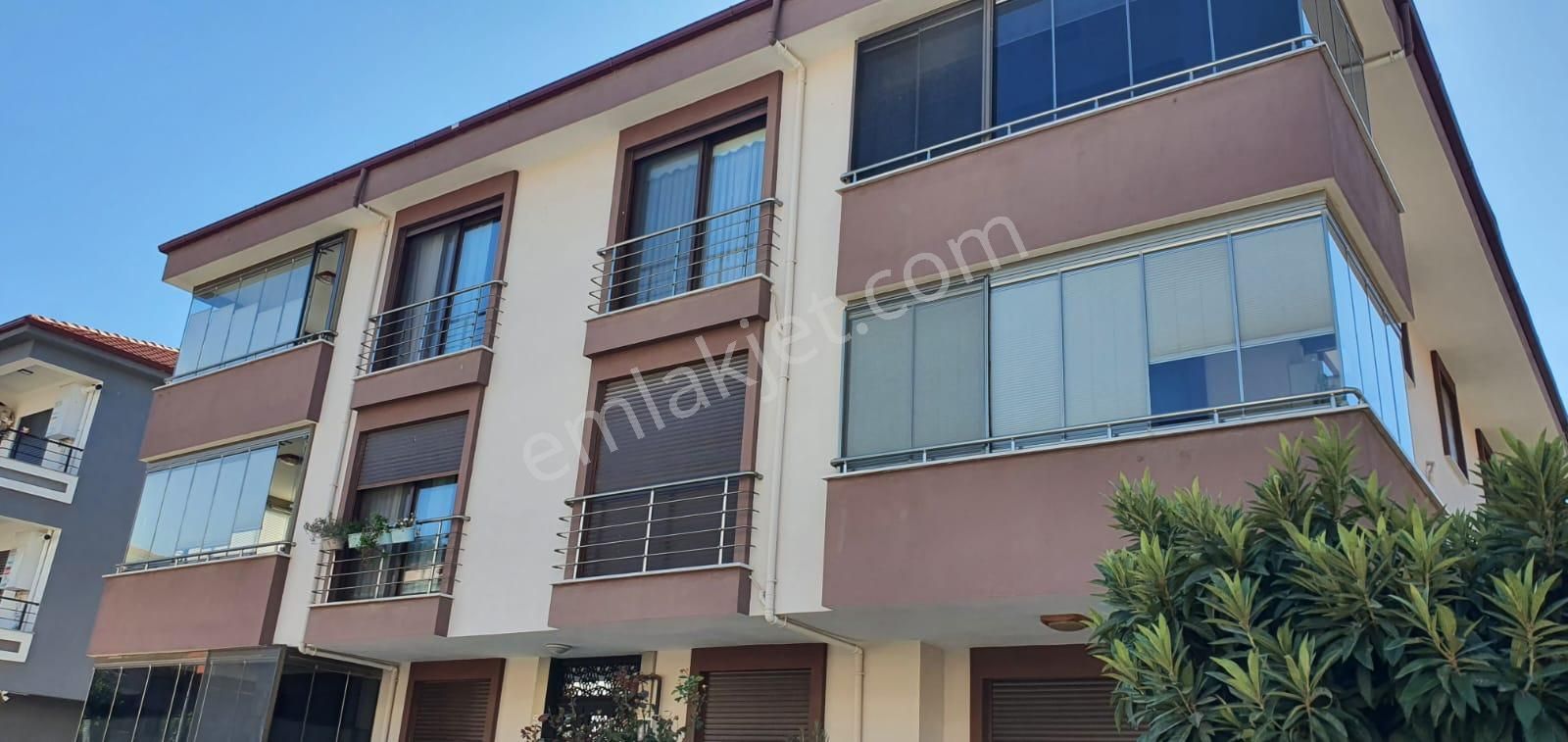 Selçuk Atatürk Satılık Daire  SELÇUK'TA YENİ SATILIK 3+1 DAİRE