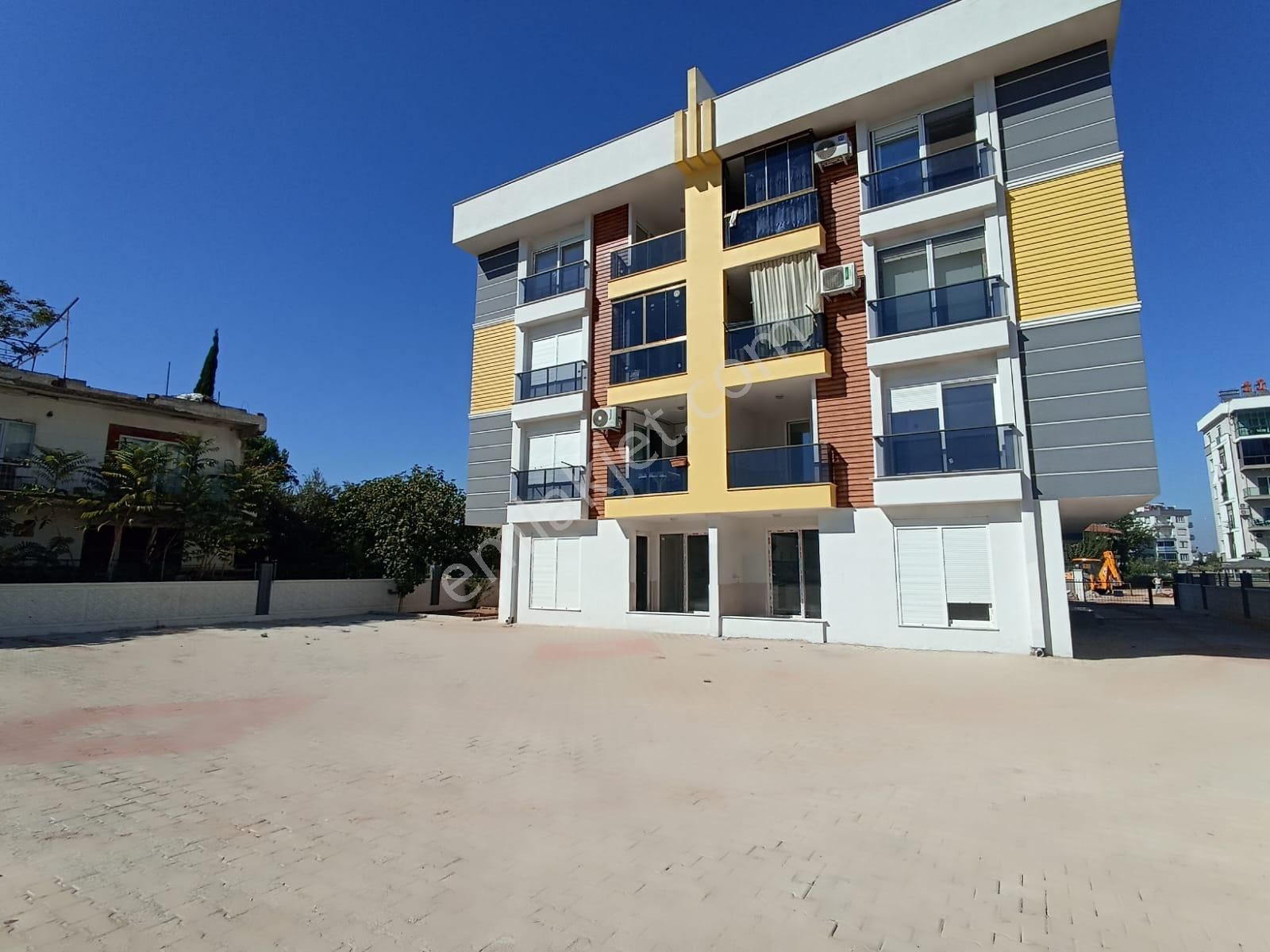 Kepez Hüsnü Karakaş Satılık Daire  ANTALYA KEPEZ HÜSNÜKARAKAŞ EBEVEYN BANYOLU 3+1 SATILIK DAİRE