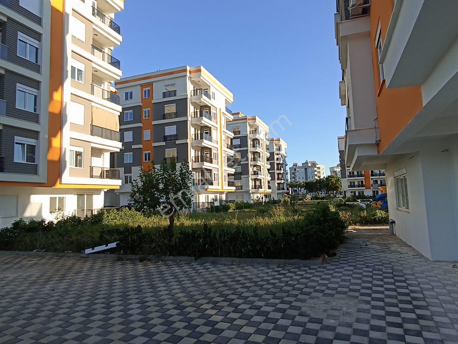 Kepez Baraj Satılık Daire  ANTALYA SENEKLER SİTESİNDE SATILIK 3+1 HAVUZLU,GÜVENLİKLİ DAİRE