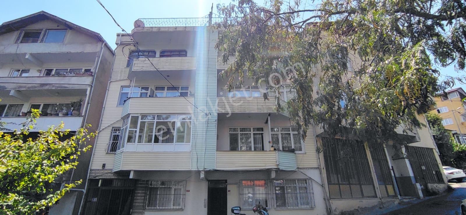 Sarıyer Tarabya Satılık Daire Tarabya'da Muhteşem Manzaralı Satılık 2+1 Daire