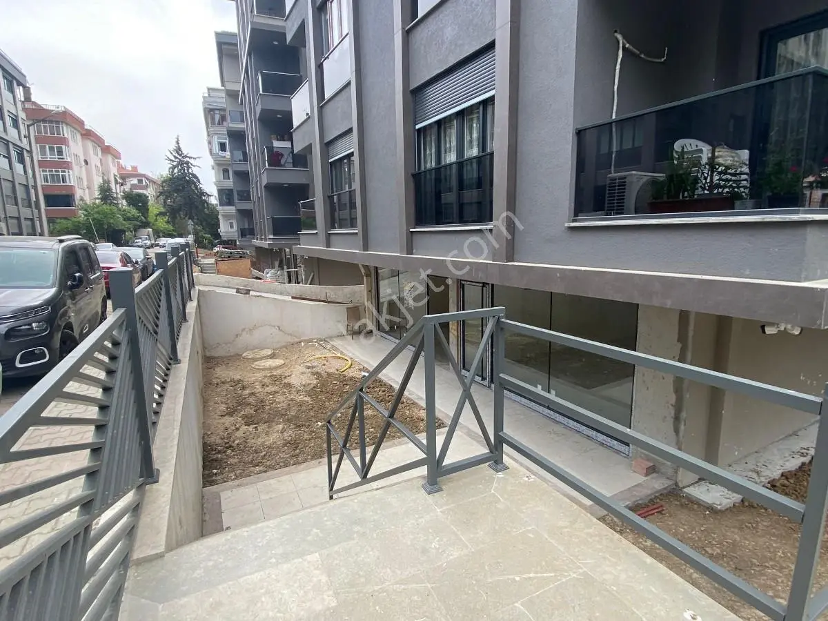 Dükkan 2 Katlı Kartaltepe Sabri Çalışkan Lise Yanı.bakırköy - Görsel 4