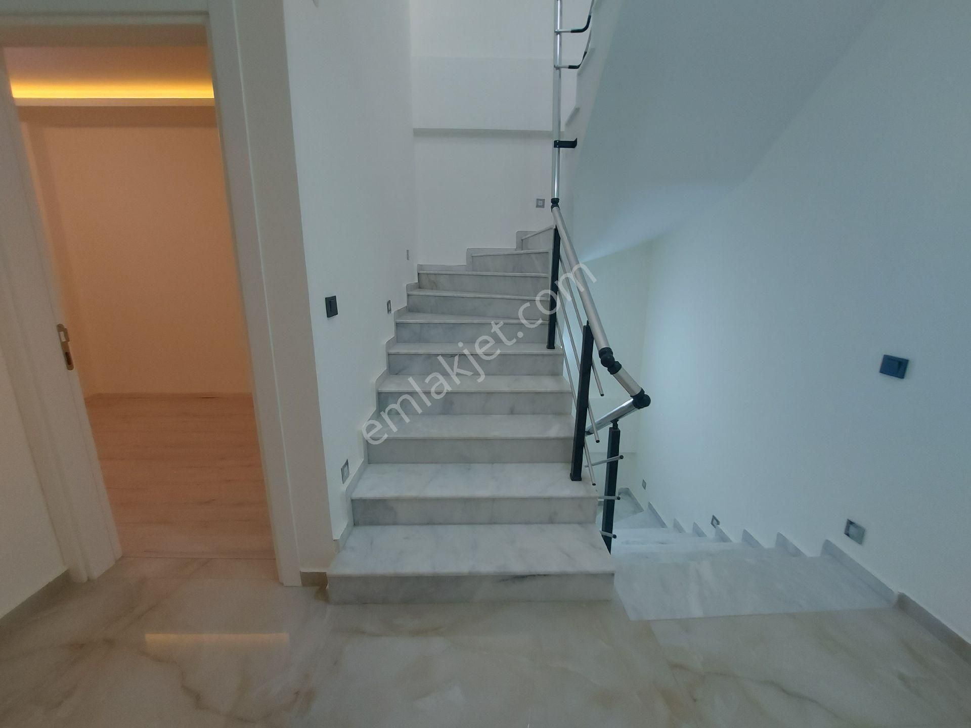 Didim Hisar Mh. 4+1 Müstakil Bahçeli Yol Cepheli Forlex Villa - Görsel 21