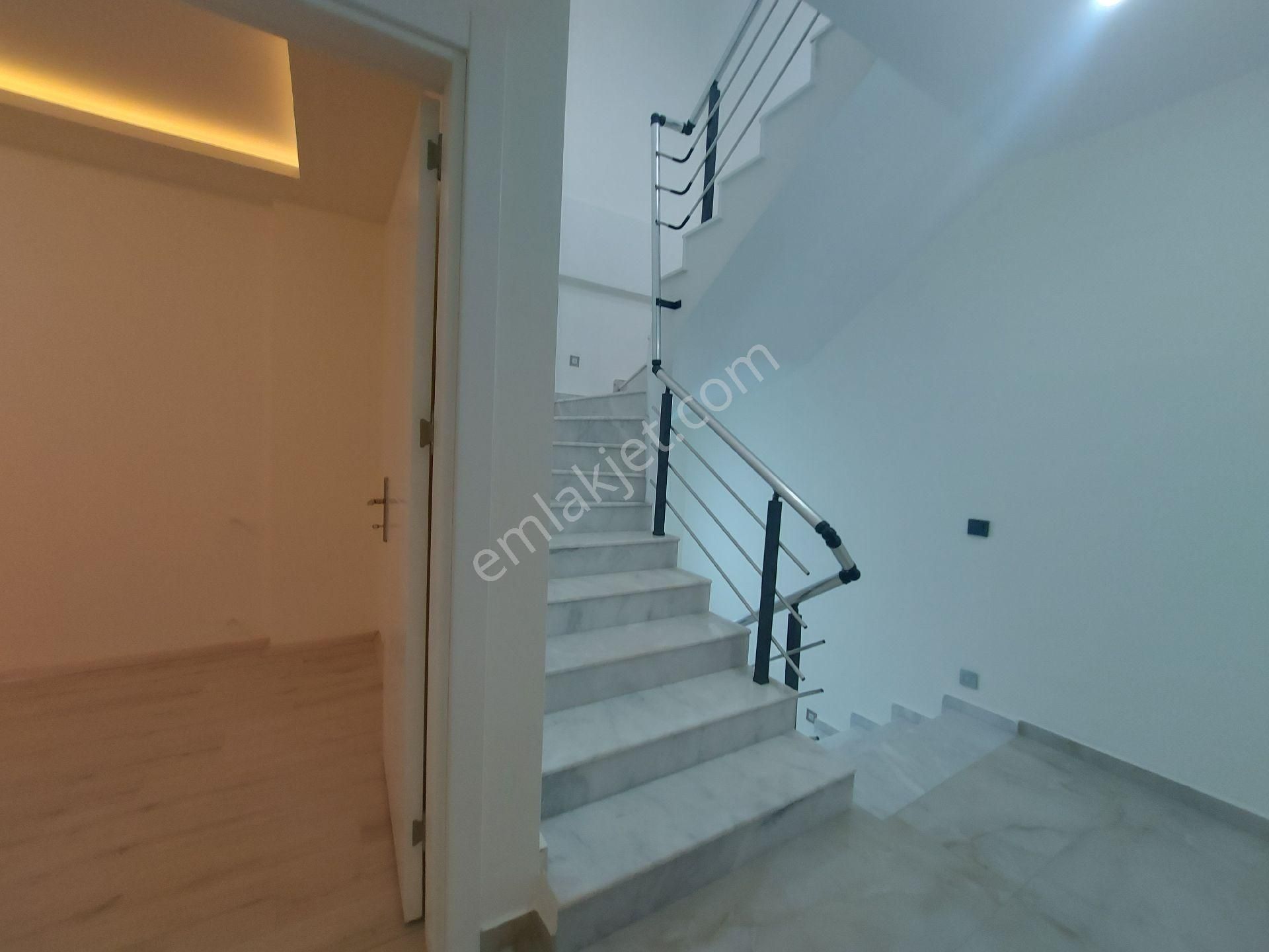 Didim Hisar Mh. 4+1 Müstakil Bahçeli Yol Cepheli Forlex Villa - Görsel 30
