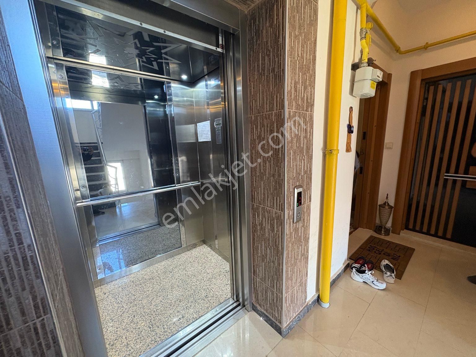 Tırpan Gayrimenkulden Eğitim Mah.1+1 70 M2 Lüx Satılık Daire - Görsel 14