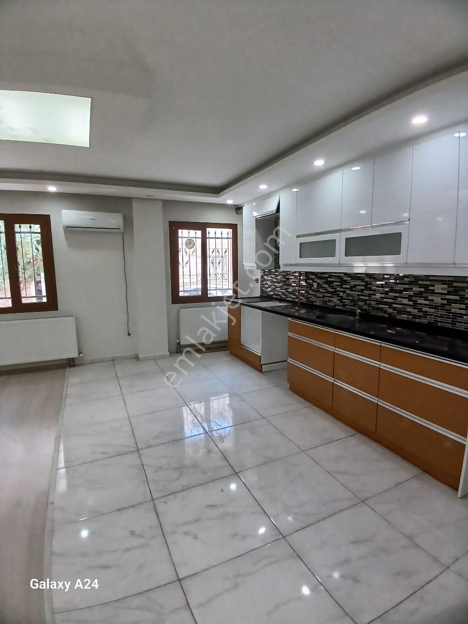 Turgutlu Yeni Satılık Daire  AĞABEY GAYRİMENKUL DEN YENİ MAHALLE DE SATILIK DAİRE