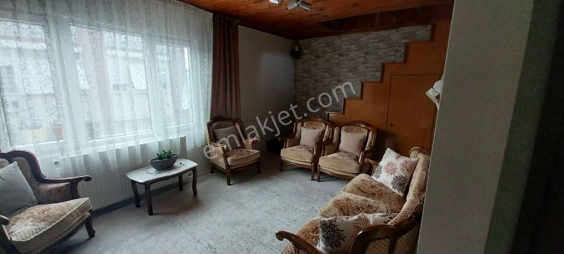 Fatih Akşemsettin Satılık Daire MST EMLAKTAN FATİH AKŞEMSETTİN MAHALLESİ 6+1 SATILIK DAİRE 