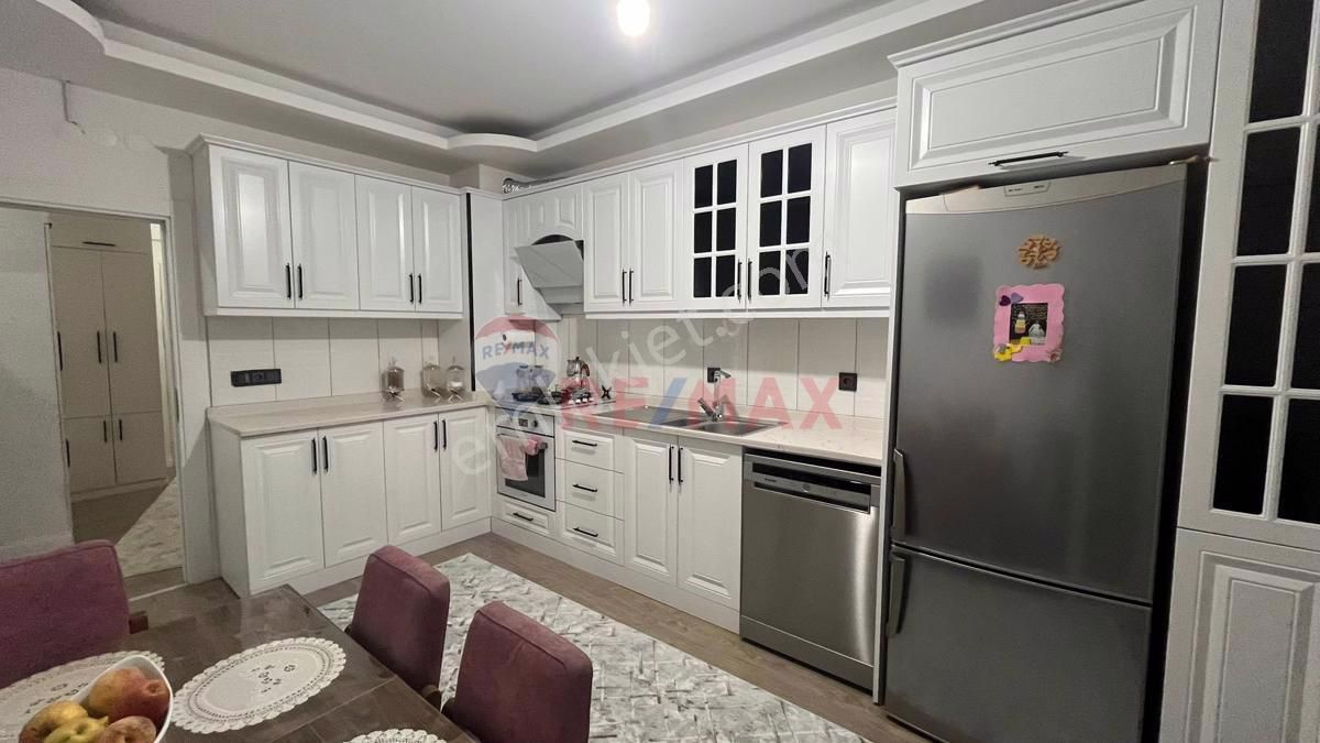 Yakutiye Lalapaşa Satılık Daire Remax Penta 'dan Saraybosna 'da Satılık 5+1 Dubleks Daire