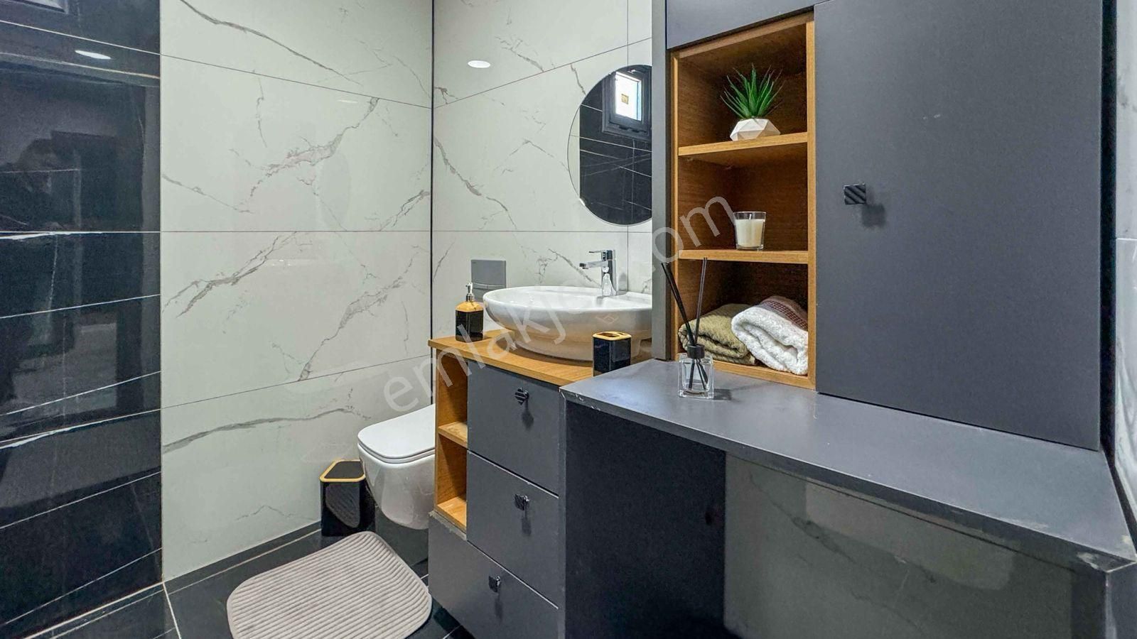 Soğucak'ta Deniz Manzaralı Full Eşyalı Müstakil Sıfır Villa... - Görsel 16