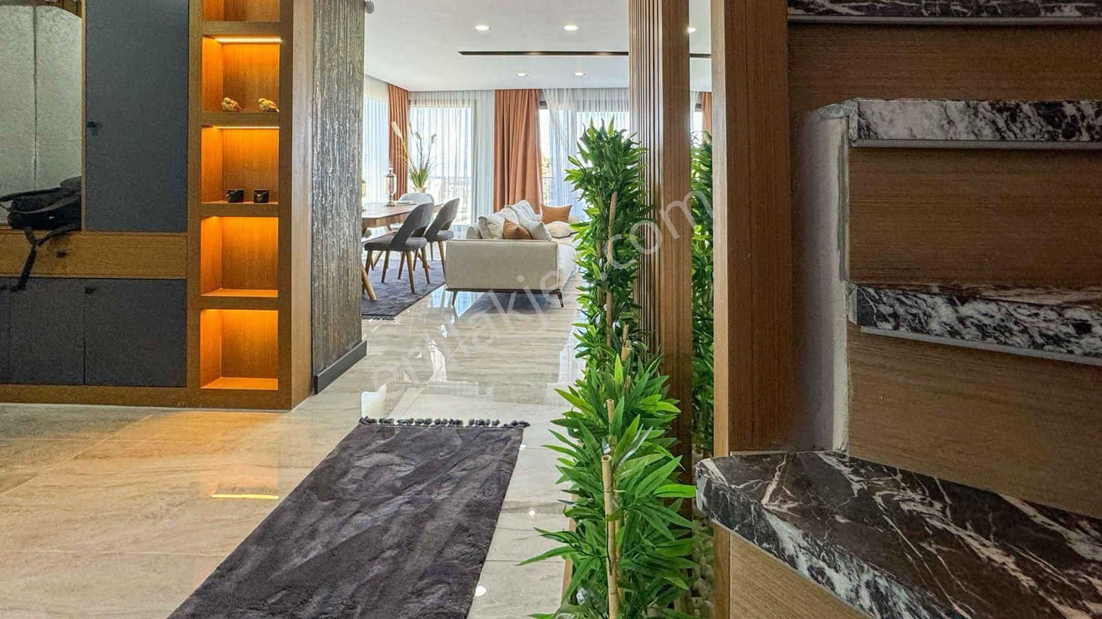 Soğucak'ta Deniz Manzaralı Full Eşyalı Müstakil Sıfır Villa... - Görsel 10