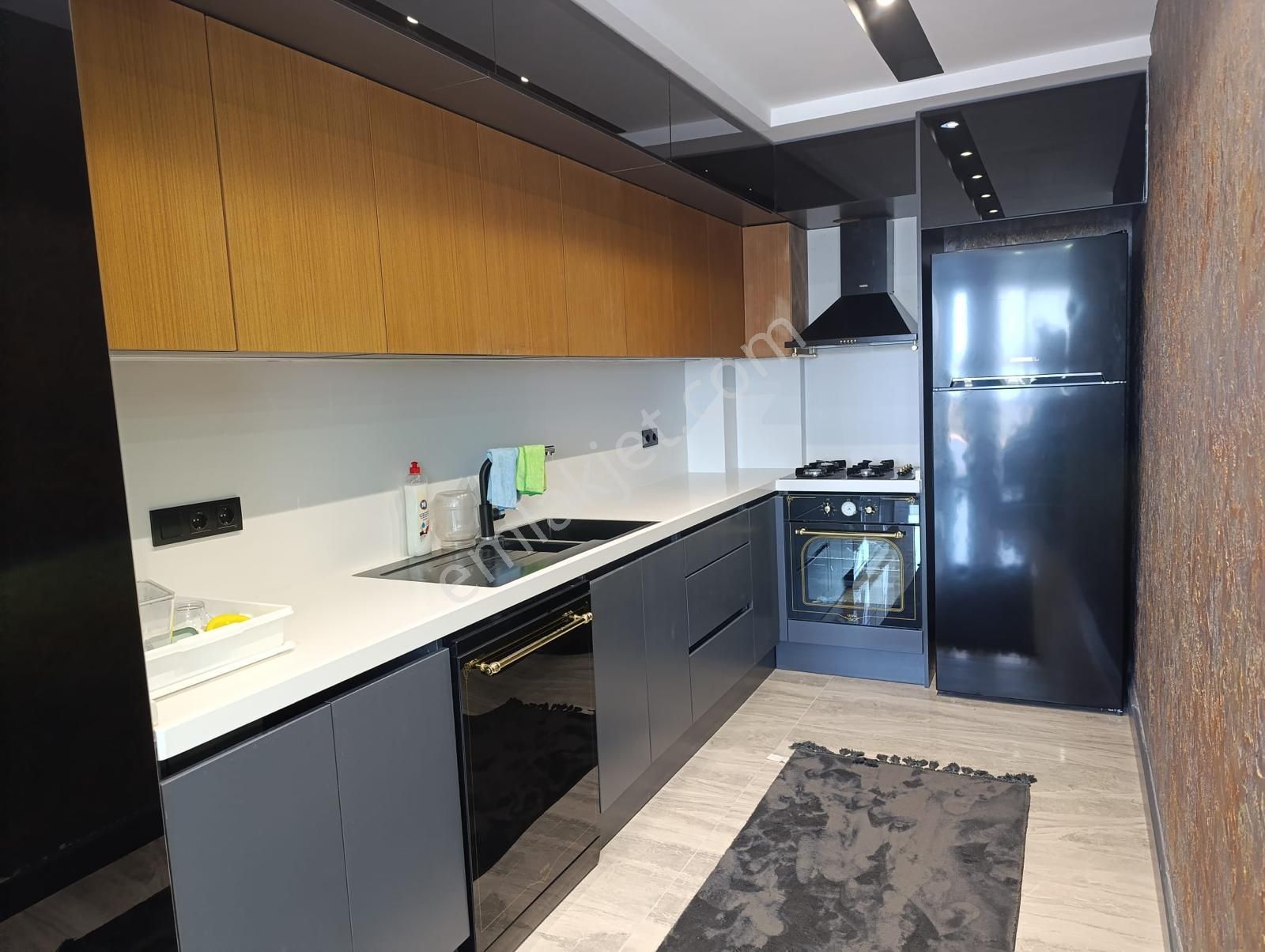 Soğucak'ta Deniz Manzaralı Full Eşyalı Müstakil Sıfır Villa... - Görsel 34