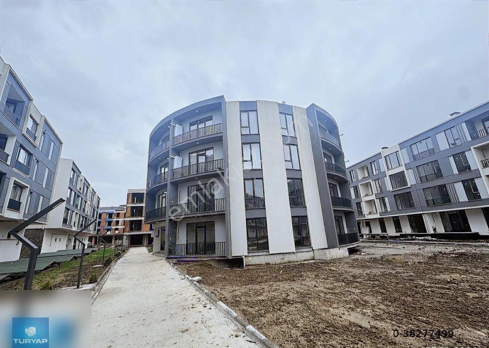 Düzce Merkez Aziziye Satılık Daire DÜZCE GREENPARK SİTESİN DE SATILIK 1+1 DAİRE