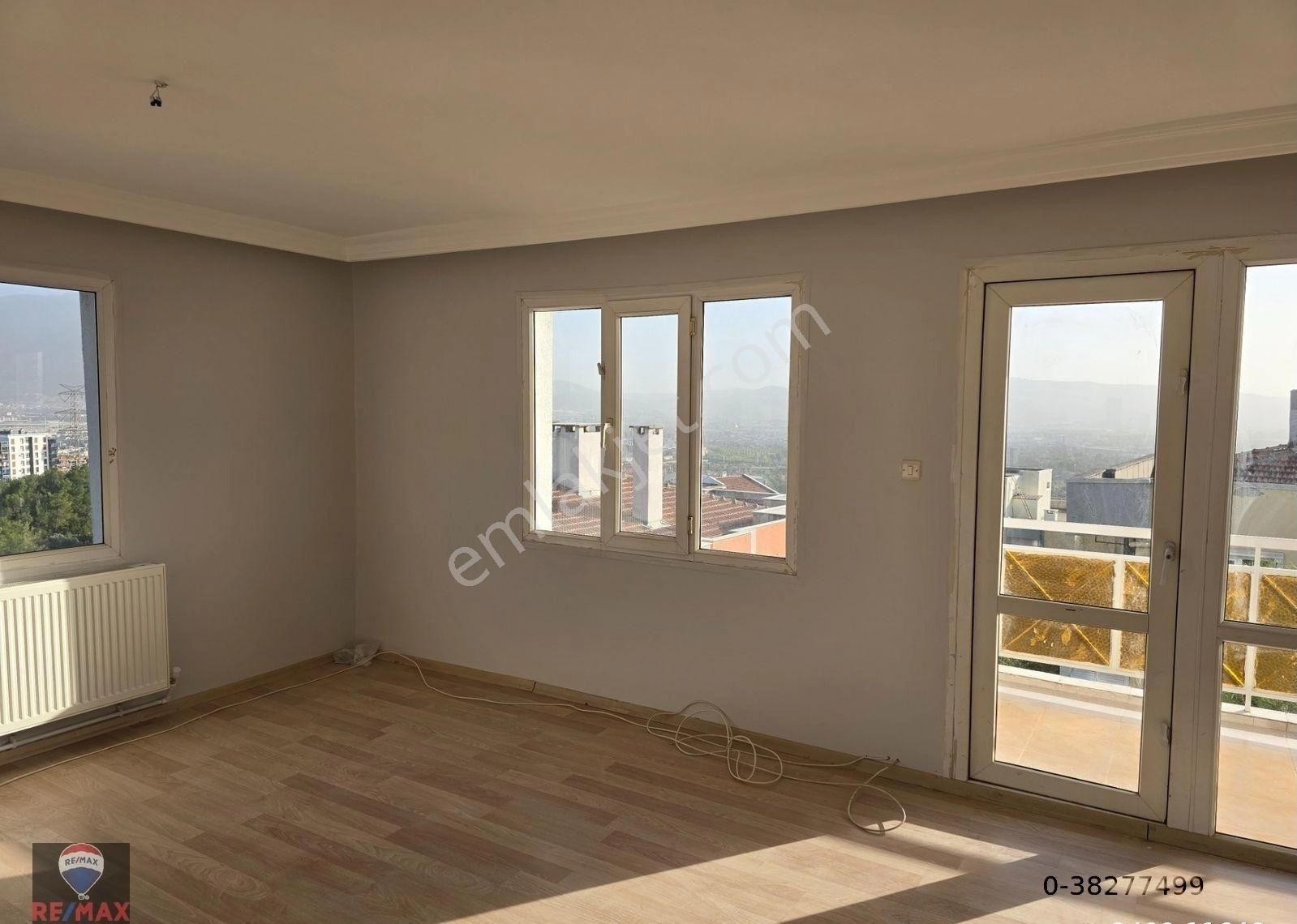 Bornova Erzene Kiralık Daire Bornova Evka-3 İzyuva’da Kiralık 3+1