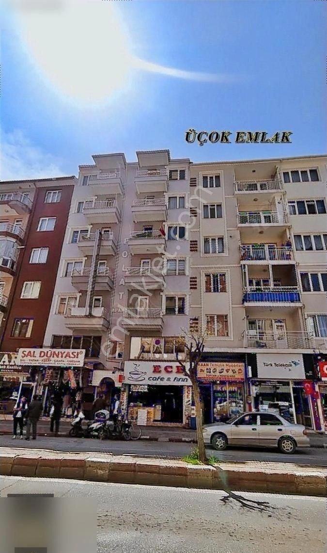 Afyonkarahisar Merkez Cumhuriyet Satılık Daire AFYON ÜÇOK EMLAKTAN AMBARYOLU CADDESİNDE SATILIK APART DAİRE