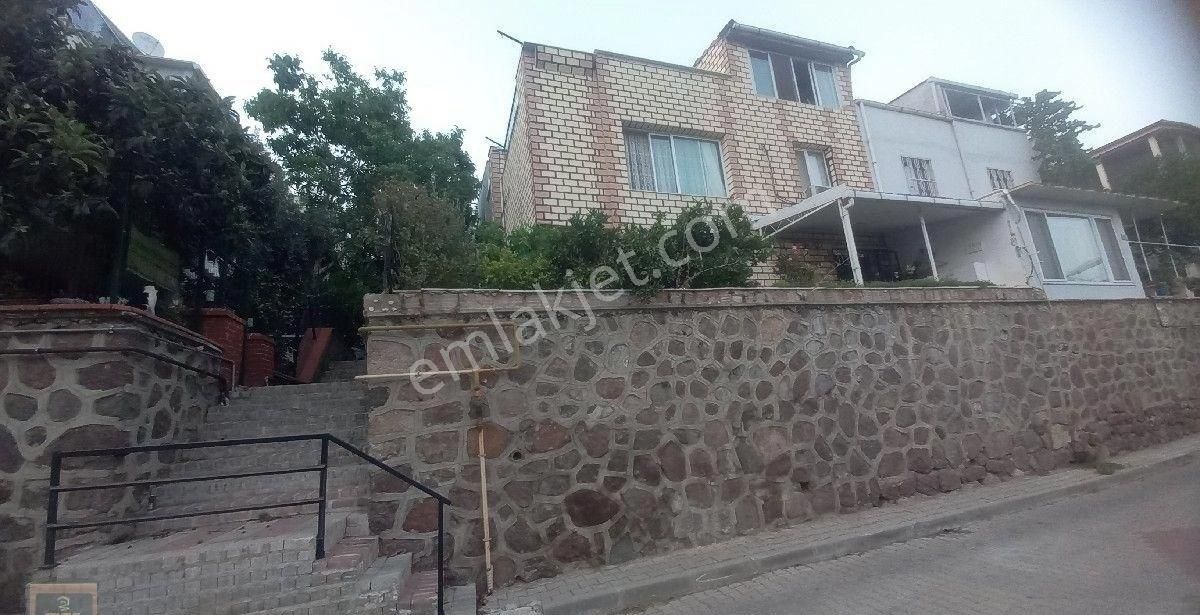 Çiğli Ahmet Taner Kışlalı Satılık Villa EVKA2'DE SATILIK SUPER DENİZ MANZARALI ÖNCEPHE TRİBLEKS